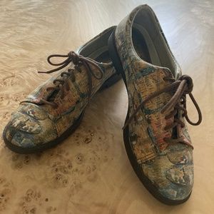 ICON Women’s Golf/Walking Shoes- Size 8.5